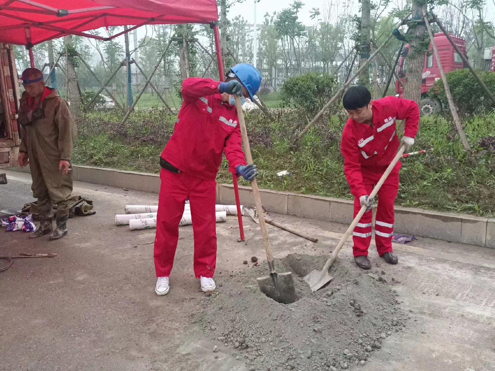 藁城管道疏通哪家好】及时进行市政管道清淤